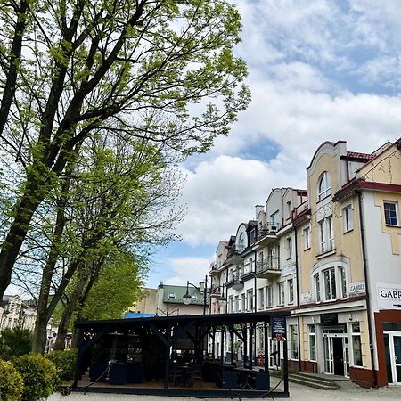 Apartament Dobre Miejsce 2 Ustrzyki Dolne Luaran gambar
