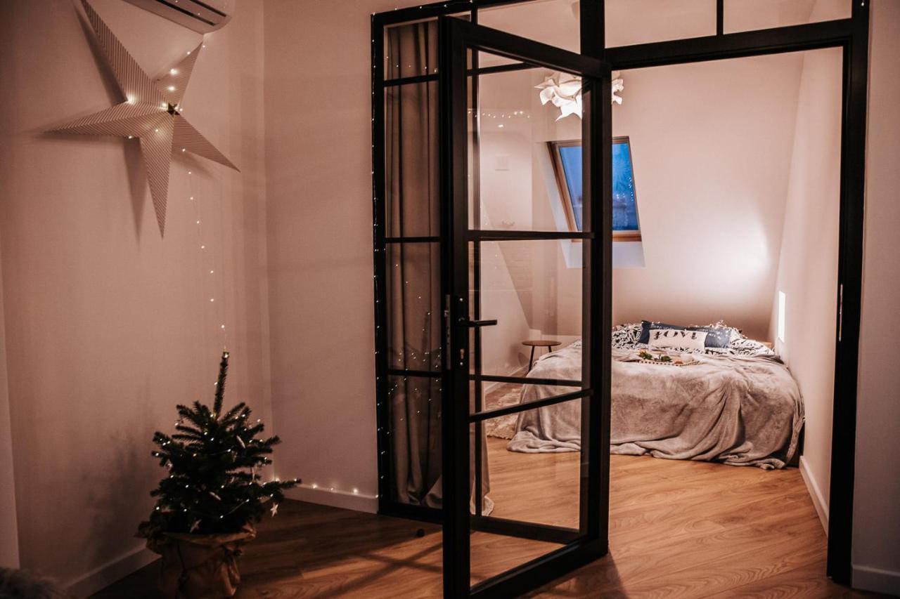 Apartament Dobre Miejsce 2 Ustrzyki Dolne Luaran gambar