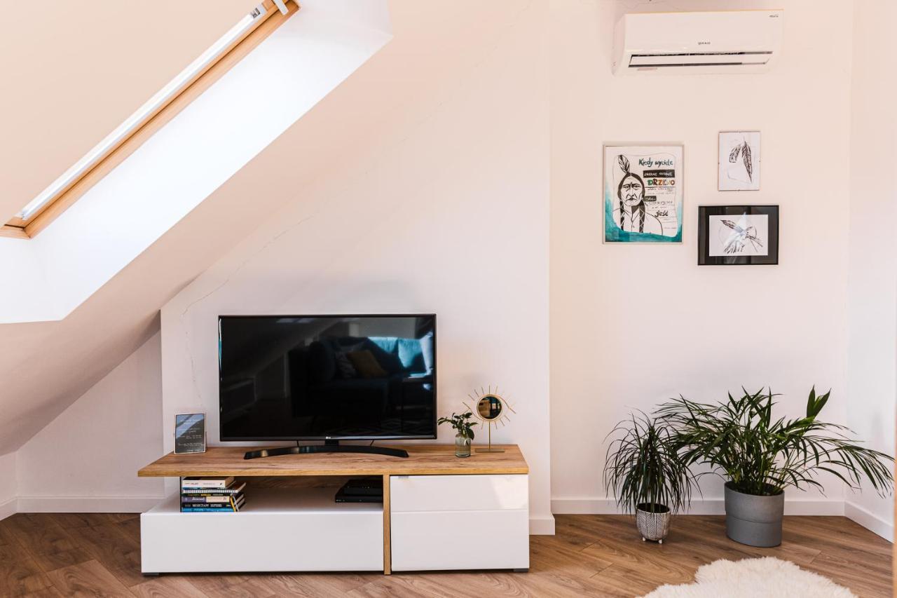 Apartament Dobre Miejsce 2 Ustrzyki Dolne Luaran gambar